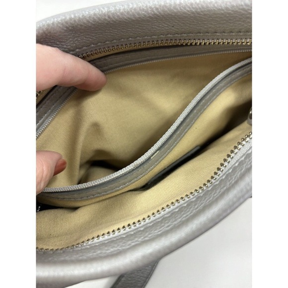 Cole Haan Crossbody Bag Silver Leather Buckles Outside Pocket Zipper Closure - Picture 7 of 11